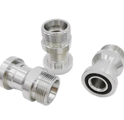 남성 연결 메트릭 컷 타입 SAE 플랜지 3000 Psi 어댑터 둥근 머리 장착